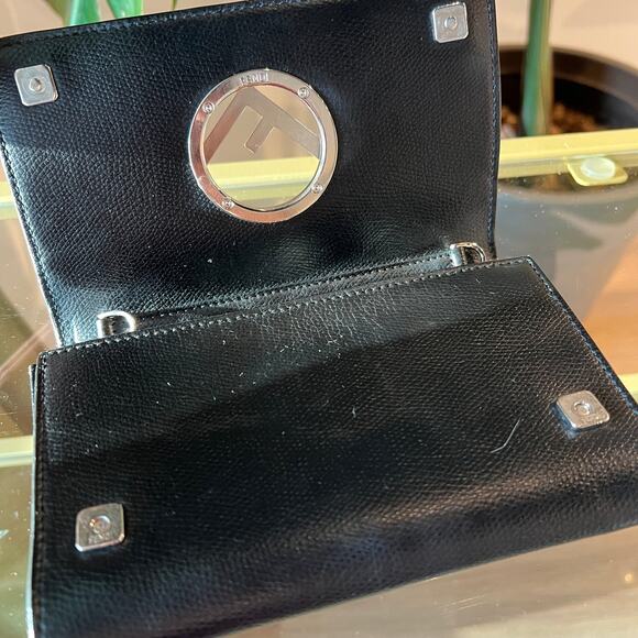 FENDI Kan I F Wallet On Chain - Picture 7 of 11